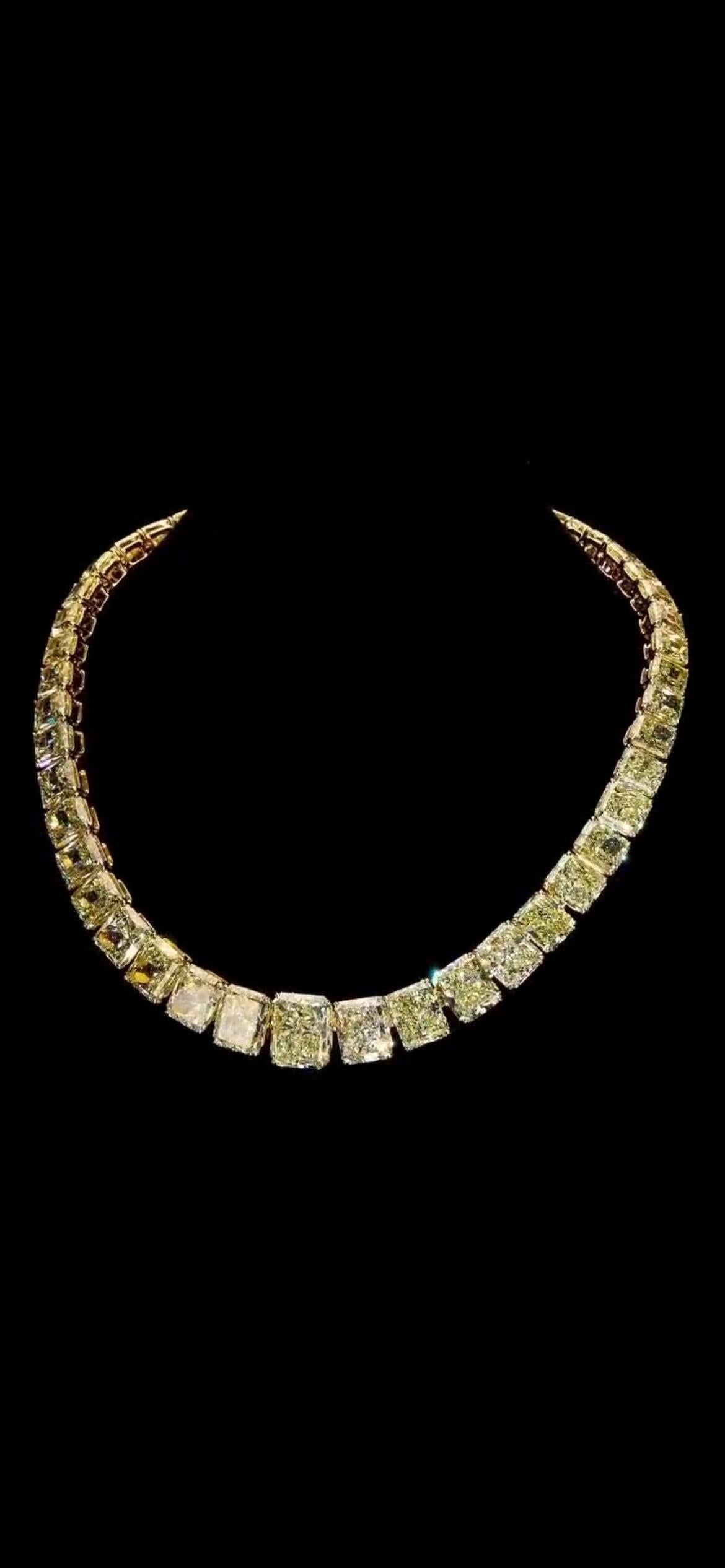 OUR LEGACY Collier de 100 carats de diamants rayonnants de couleur jaune fantaisie GIA en vente 2