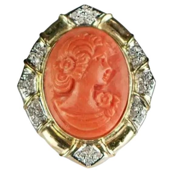 Bague en corail rose naturel et diamant en or jaune 14K en vente