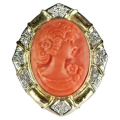 Bague en corail rose naturel et diamant en or jaune 14K