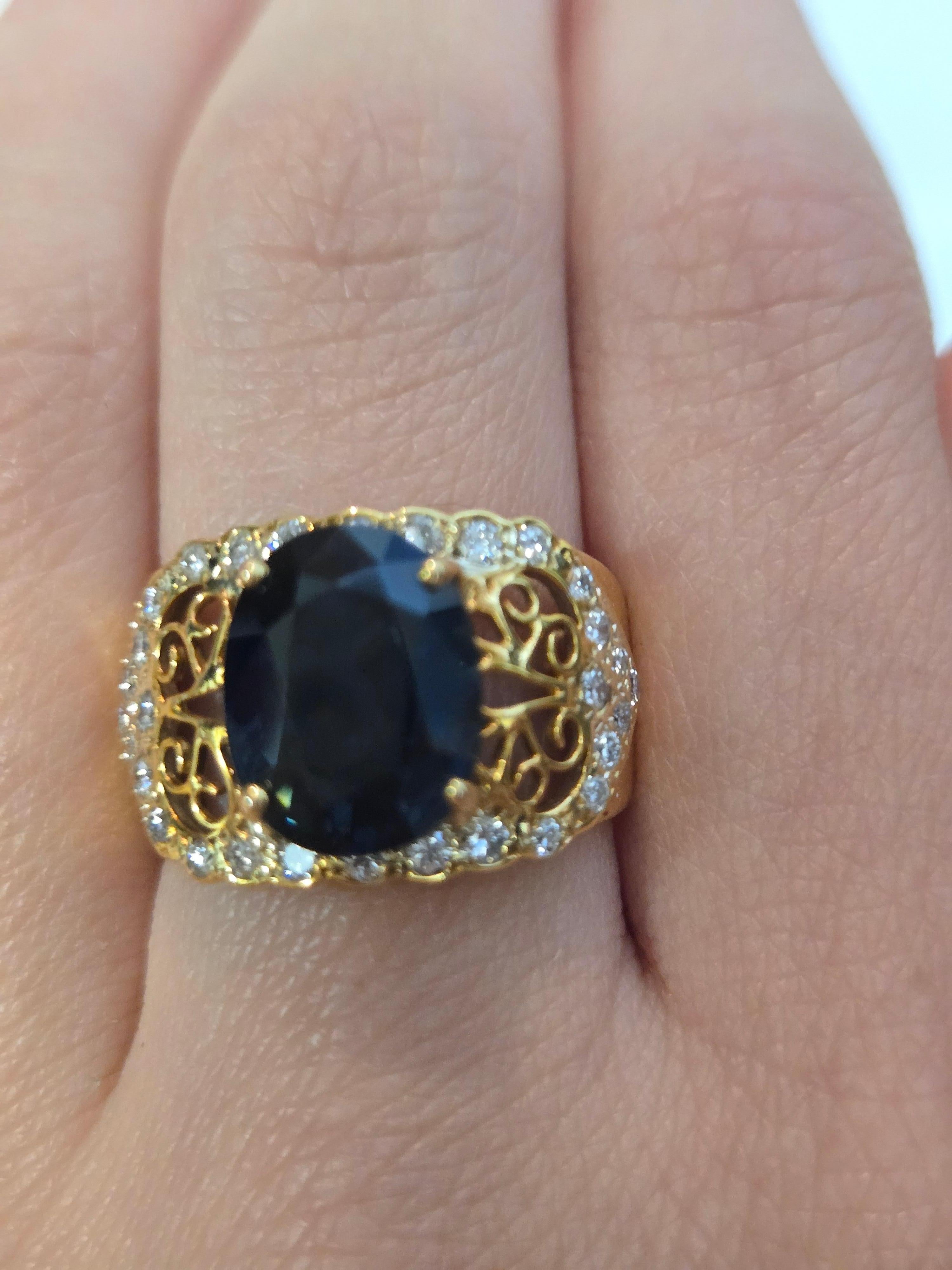 Bague en or 18 carats certifiée SGL 4,75 carats saphir bleu et diamant Unisexe en vente
