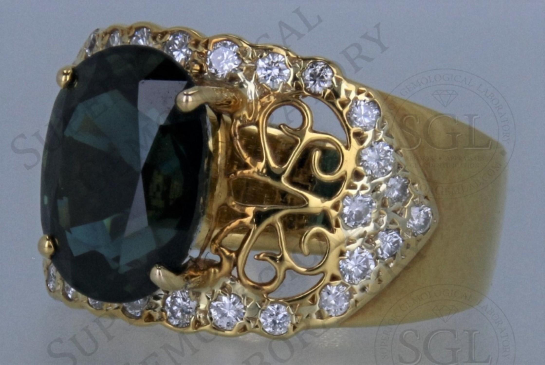 Bague en or 18 carats certifiée SGL 4,75 carats saphir bleu et diamant en vente 4