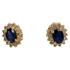 Coppia di orecchini certificati in oro giallo 14 carati con zaffiro blu naturale e diamanti