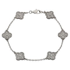 Van Cleef & Arpels Sweet Alhambra Armband aus Weißgold mit sechs Motiven und Diamanten