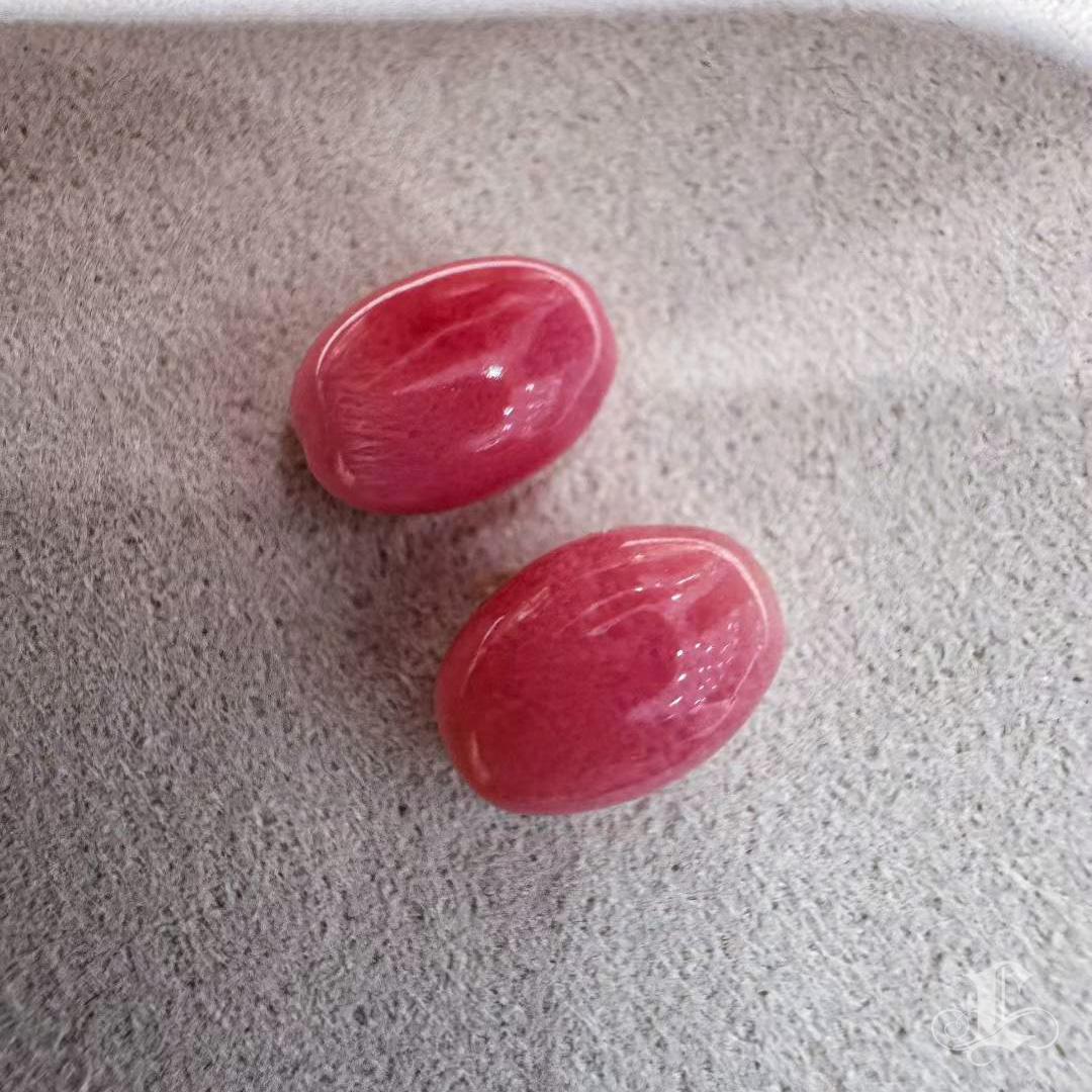 【Conchéa】 Perle di conchiglia abbinate a fiamma viva - 1,32ct + 1,48ct in vendita 5