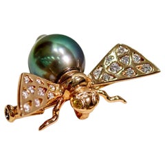 【Petite Signature】Midnight Bee Tahitian Pearl Diamond Brooch Pendant in 18K Rose