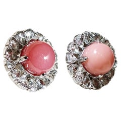【Conchéa】Pink Daisy Natural Conch Pearl and Diamond Floral Earrings — 3.75 ct