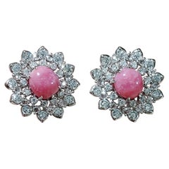 【Conchéa】Flamingo Halo Conch Pearl Diamond Earrings — 4.10 ct