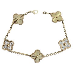 Pulsera de diamantes «VCA Alhambra 5 Motif» de Van Cleef & Arpels, oro amarillo de 18 quilates, 17900