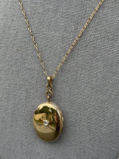 Monica Rich Kosann Infinity Diamond Oval Locket 18k Yellow gold 30" 13g 8875