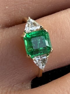 Anello H. Stern con smeraldo ottagonale e diamanti, certificato GIA, 1,67 carati, Brasile, oro giallo 18 carati, misura 6,5