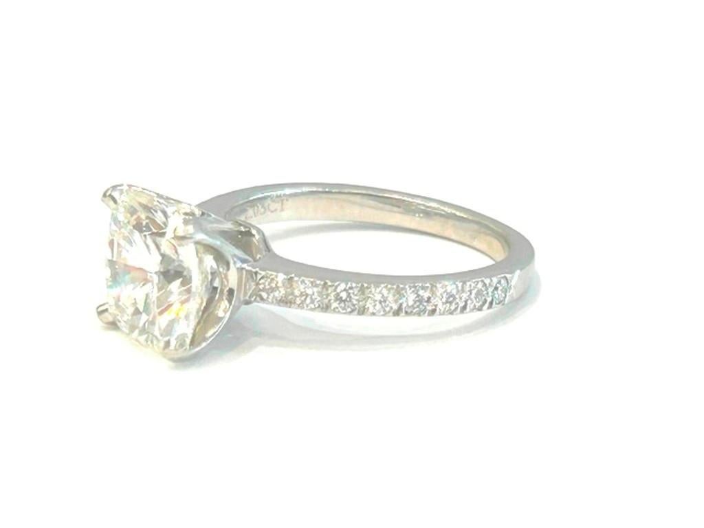 Tiffany & Co. Anello con diamante taglio principessa da 2,11 carati In condizioni buone in vendita a Beverly Hills, CA