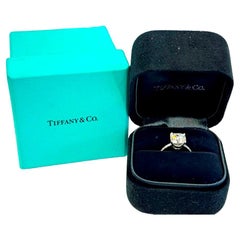 Tiffany & Co. Anello con diamante taglio principessa da 2,11 carati