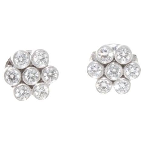 Tiffany & Company Boucles d'oreilles fleurs en platine diamantées Apx.0.64 Ctw en vente