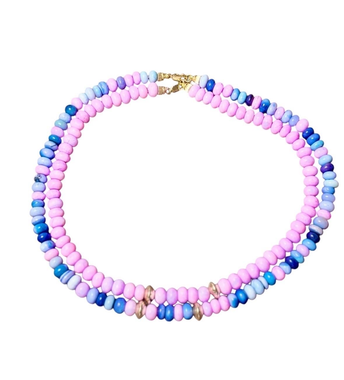 Collier trois brins en Opale Candy avec perles en or 14k Neuf - En vente à New York, NY