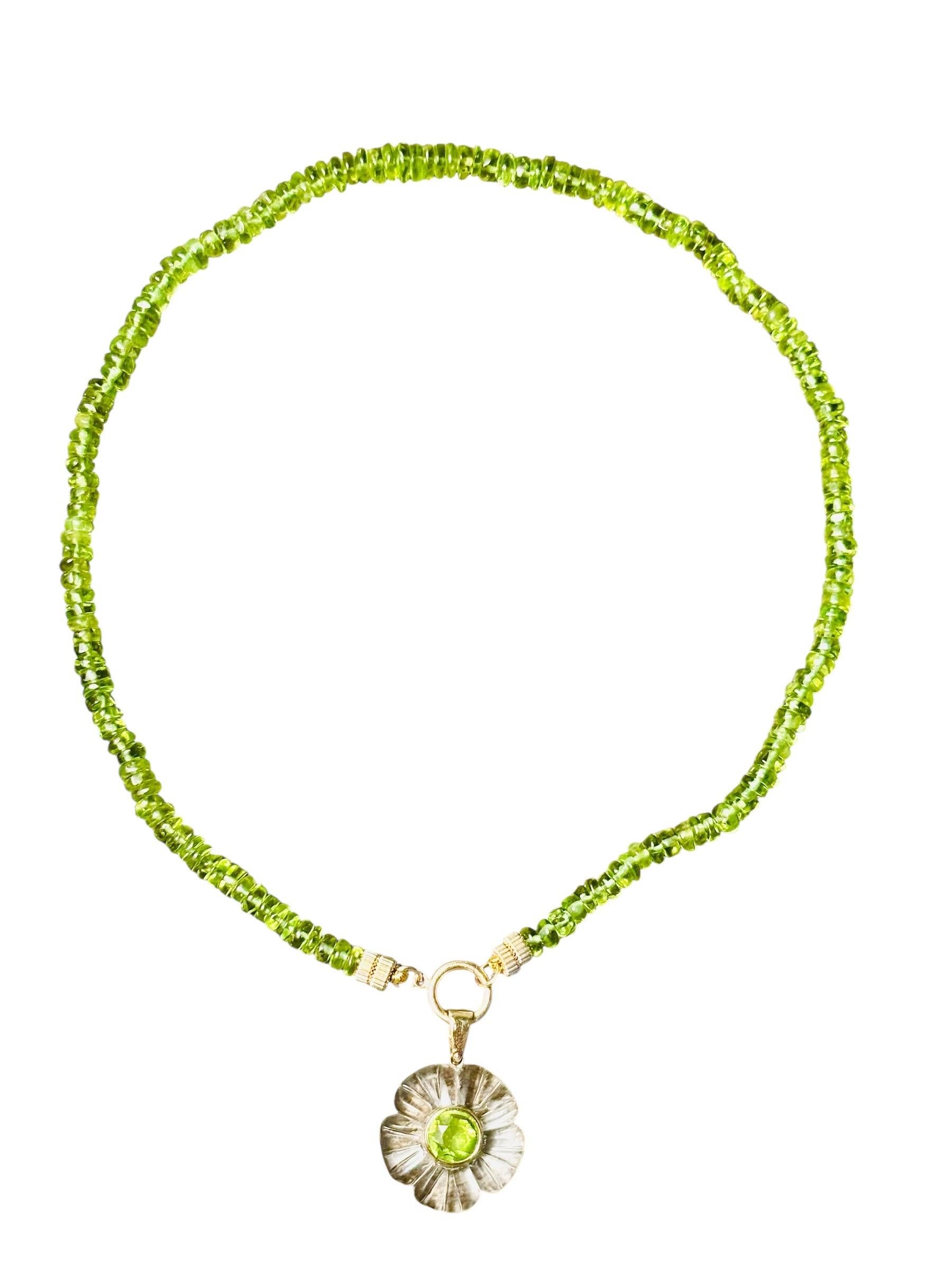 Peridot Halskette mit Charme Enhancer & 14k Gold (Perle) im Angebot