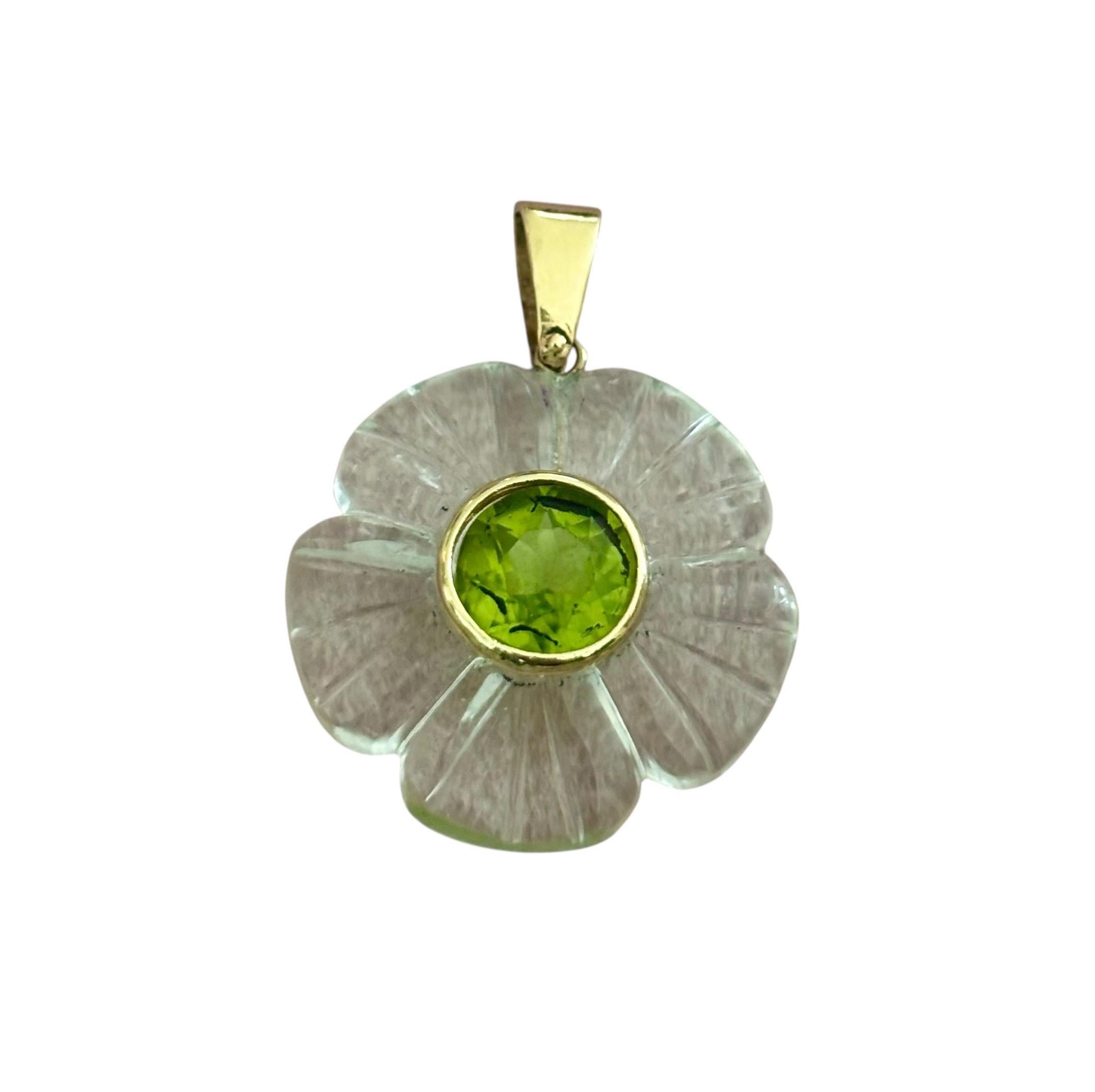 FLORA Anhänger, Bergkristall, Peridot, 14k Gold im Zustand „Neu“ im Angebot in New York, NY