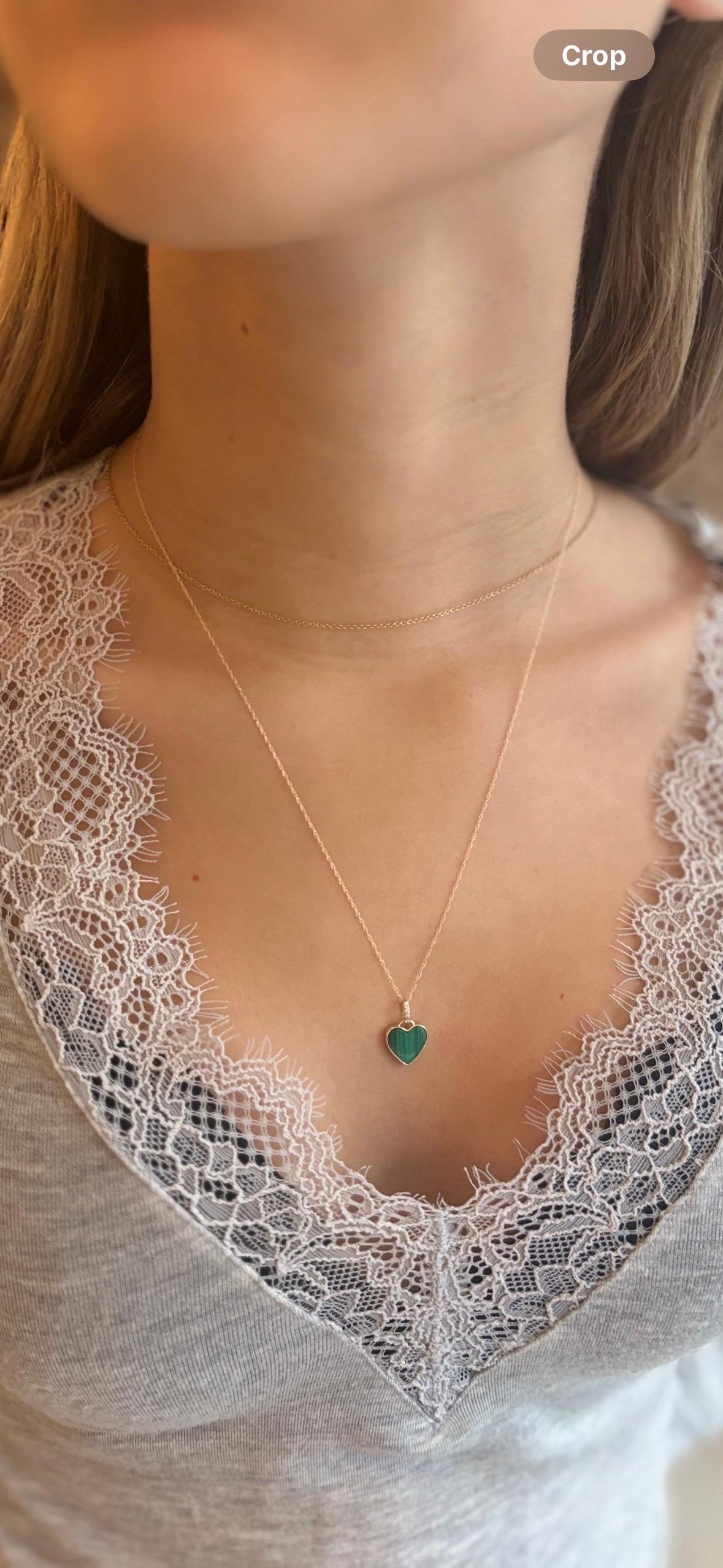 Collana a cuore in malachite con diamanti e oro 14k in vendita 6