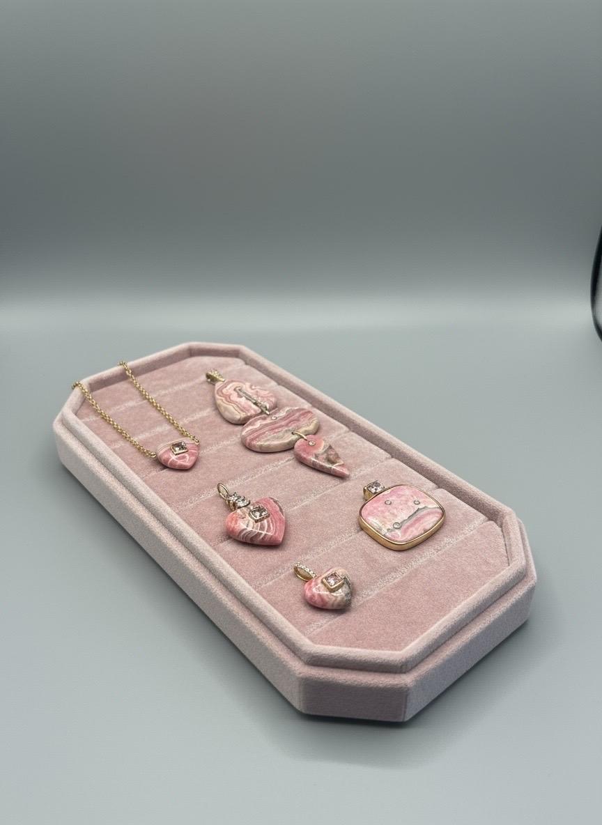 Ciondolo di rodocrosite con spinello rosa e diamanti in vendita 6