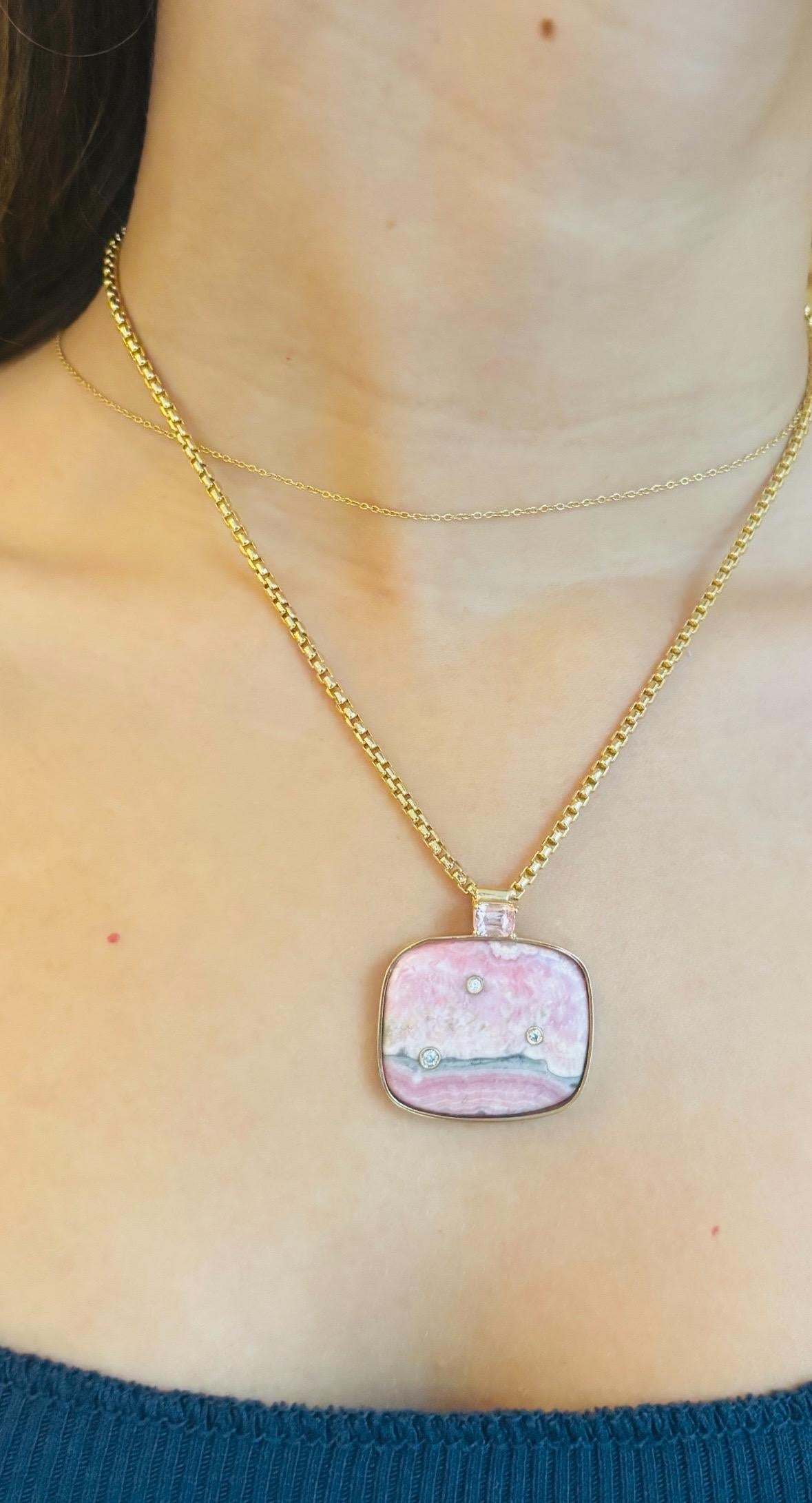 Ciondolo di rodocrosite con spinello rosa e diamanti in vendita 10