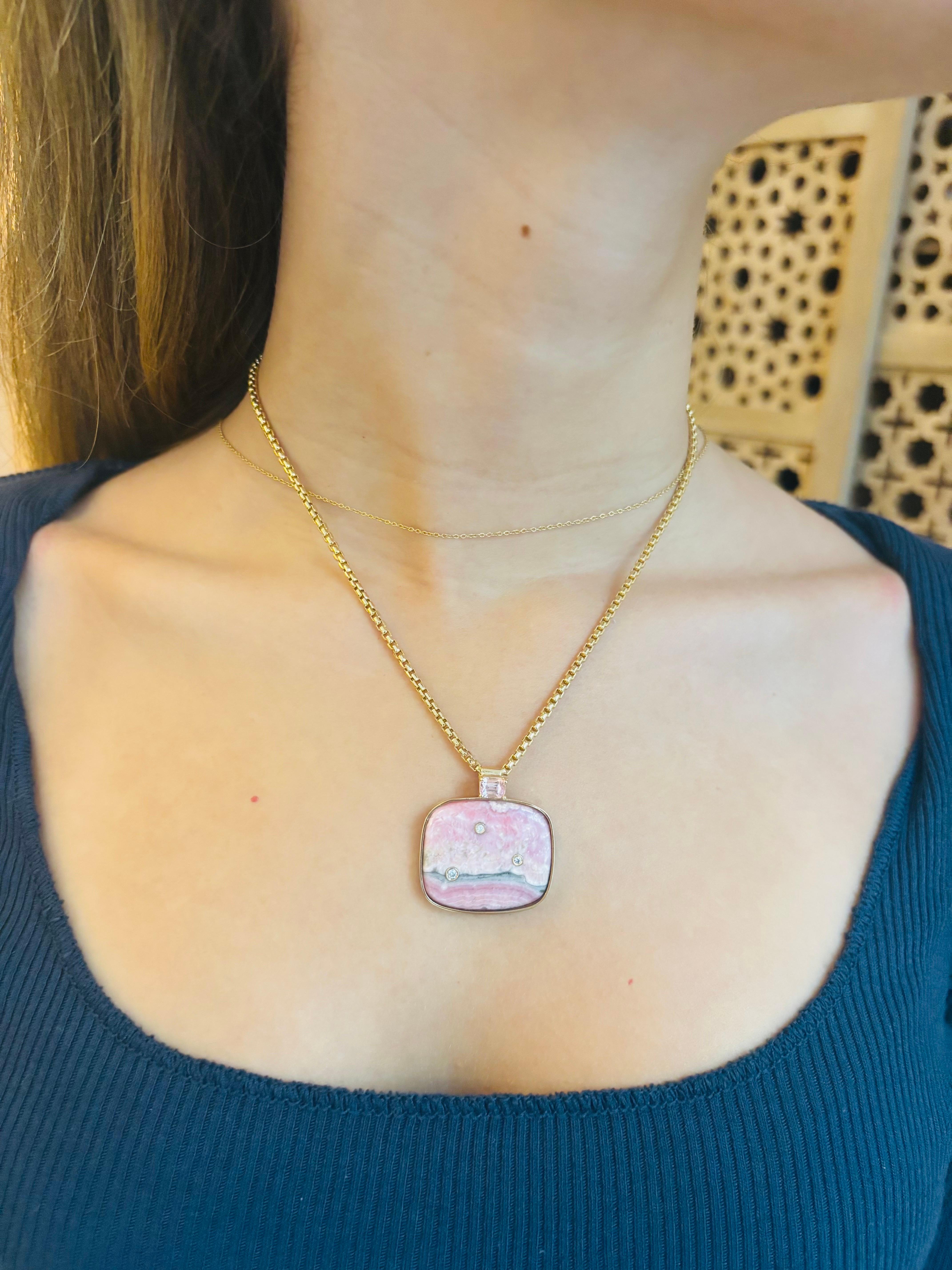Ciondolo di rodocrosite con spinello rosa e diamanti in vendita 9