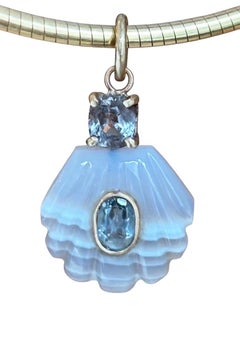 Pendentif en or 14k avec coquille d'agate Laguna et spinelle