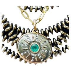Pendentif SOL, pyrite, émeraudes, diamants et or 14k