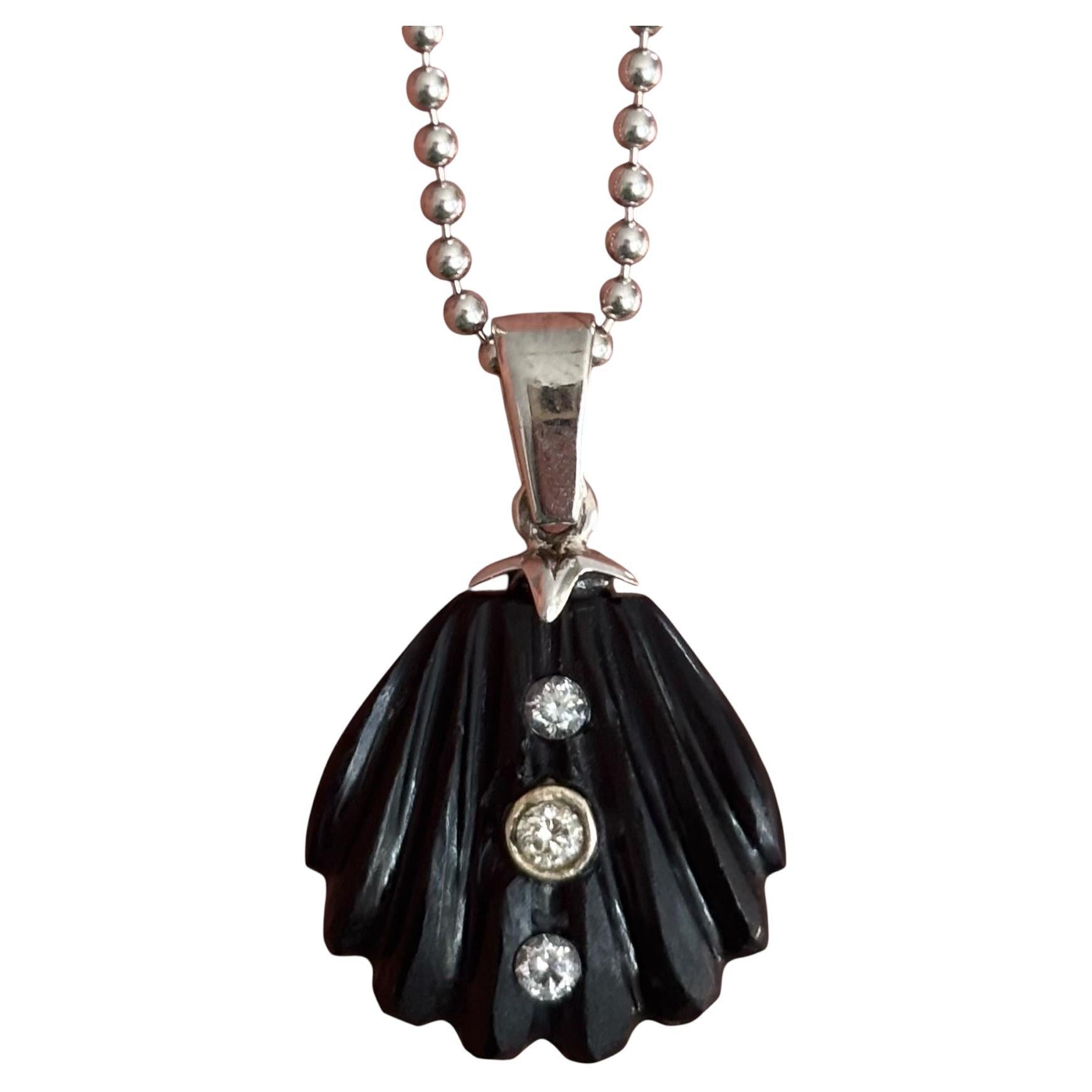 Collier coquillage, onyx noir, diamants, or blanc 14k, chaîne en or Ball Ball