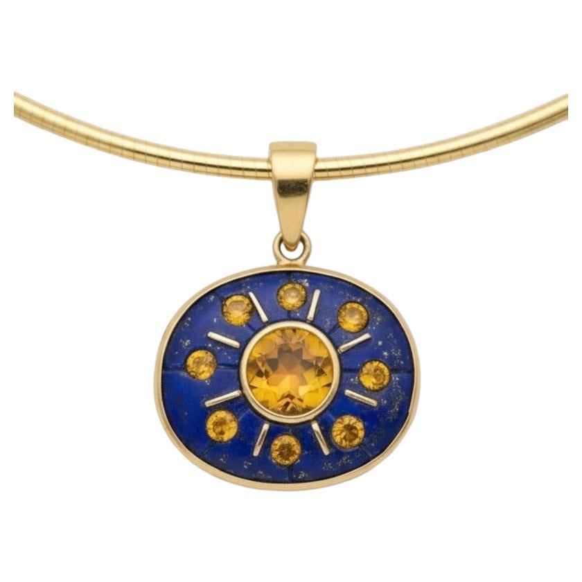 SOL-Anhänger

Lapis, Zitrinen, 14k Gold

Die S O L-Linie wurde rund um die Idee entwickelt, sich selbst zu ehren und ein Leben zu führen, das einen erhellt. Die Sonne ist ein kraftvolles Symbol des Lebens und des Lichts, und diese Stücke wurden