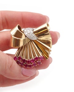Retro convertible bow Bracelet in 18 karat gold diamond and ruby clip band brace