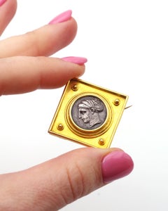 Etruscan revival greek Drachma brooch in 22 karats gold