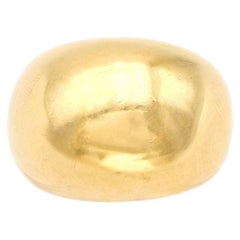 Domed bombe ring in 18 karats gold, vintage ring
