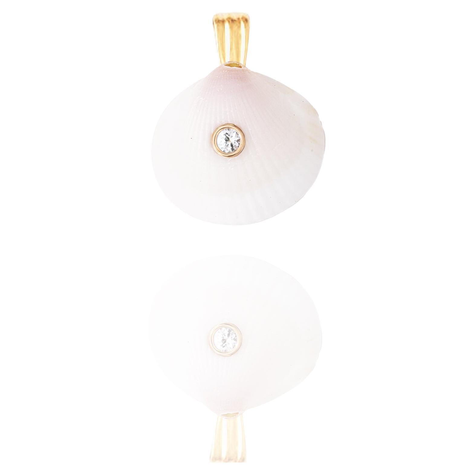 Stella Natural Shell Anhänger mit 14k Gold und weißem Saphir natürlichen Edelstein
