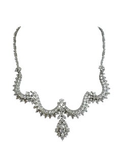 Collana di diamanti vintage in platino con pera, marquise, baguette e brilliante C.C.