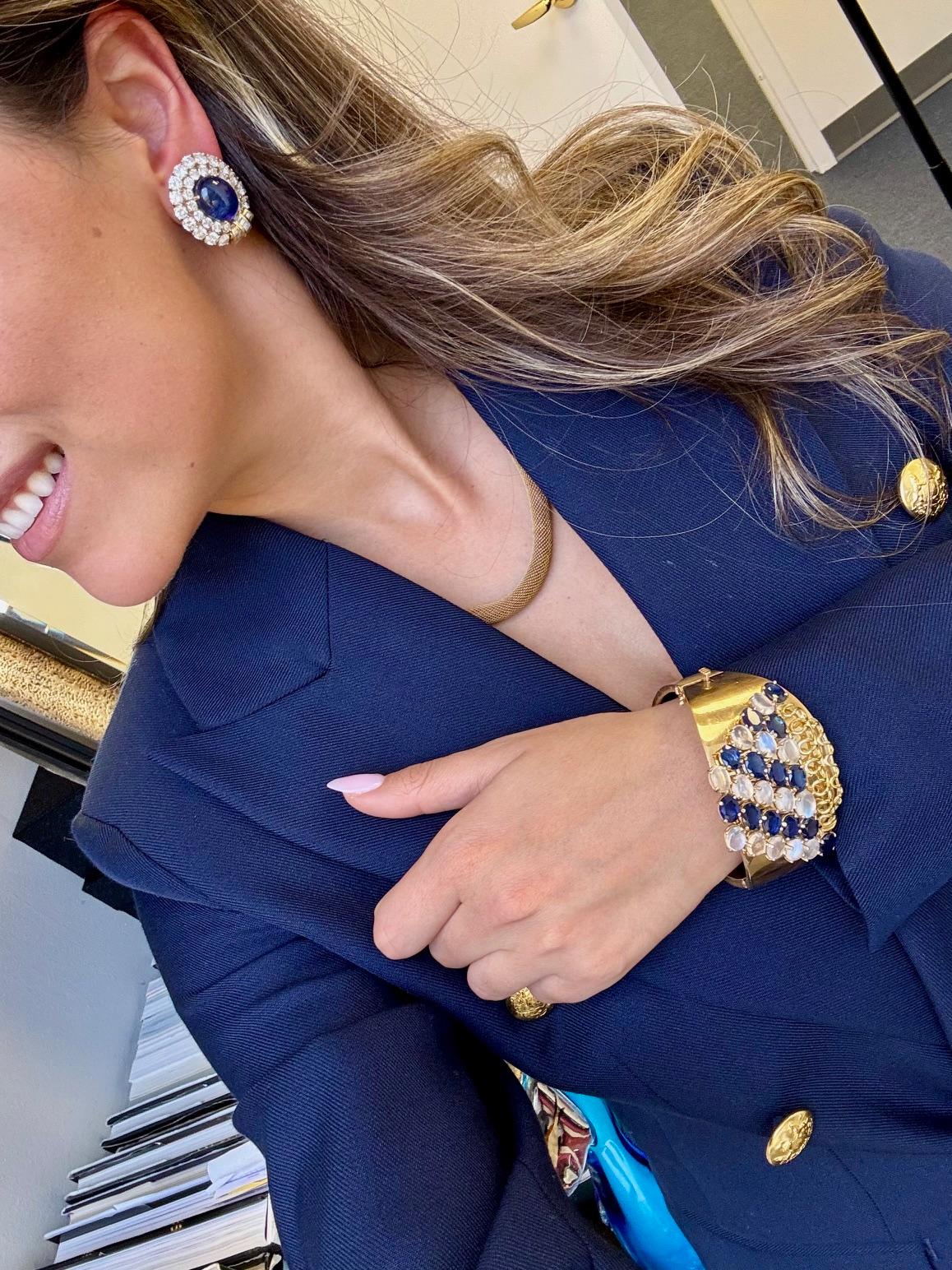 Bracelet manchette en or jaune 14K avec saphirs et pierres de lune en vente 2