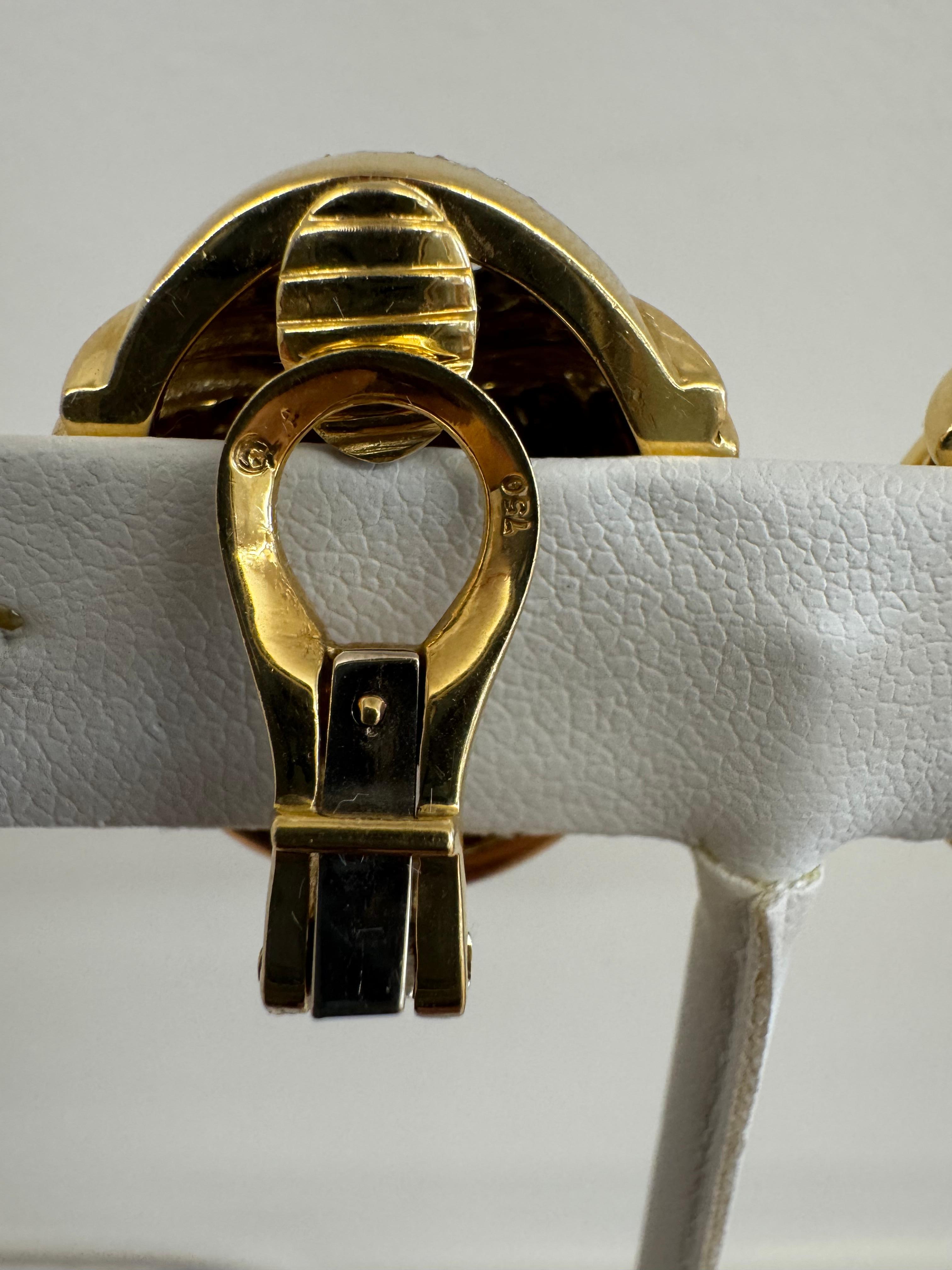 da uomo o donna Audaci orecchini a clip in oro 18 carati degli anni '80 con rubini e diamanti in vendita