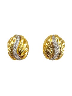 Boucles d'oreilles clips en or 18K et diamants avec tourbillon