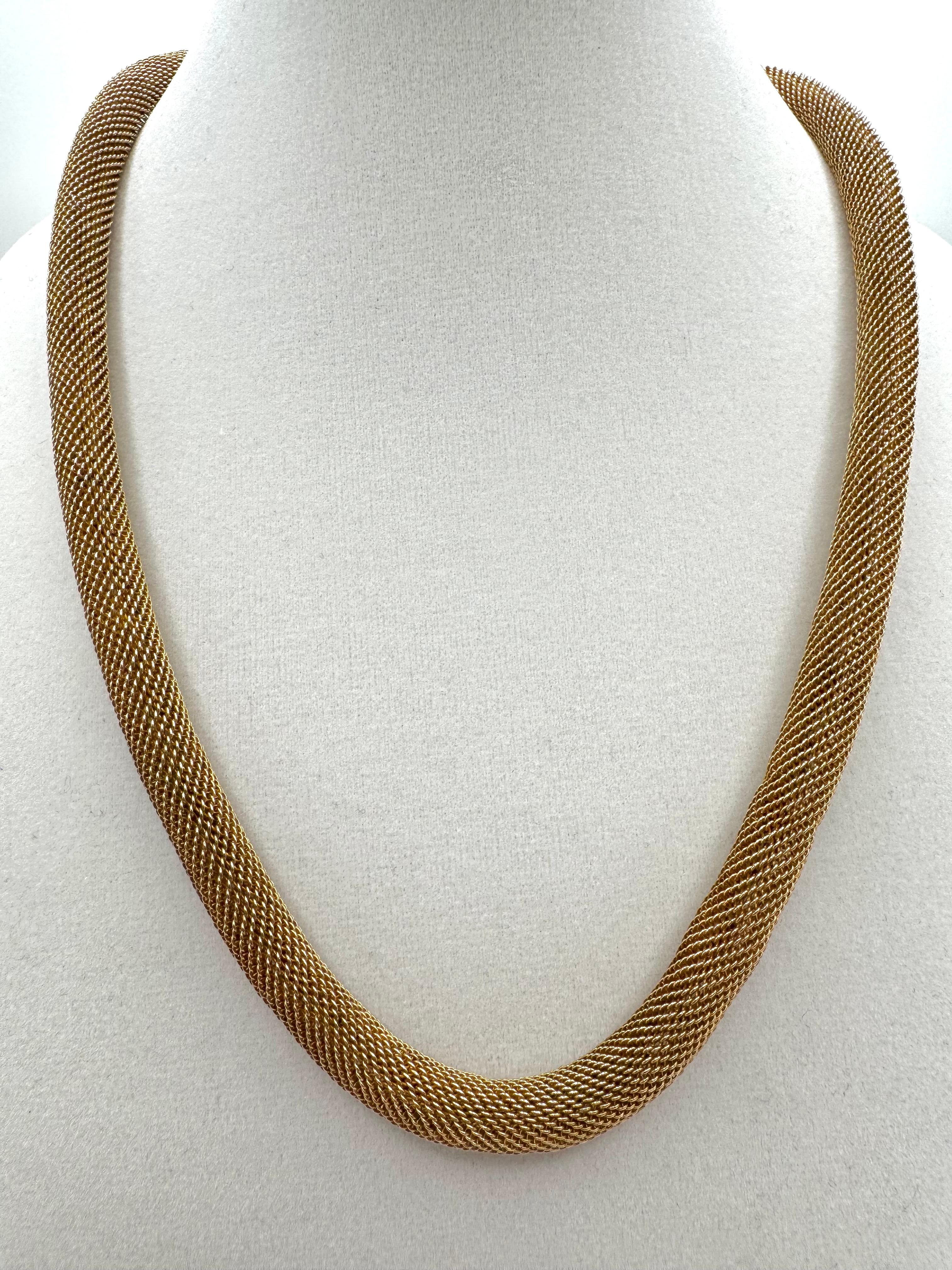 Collana vittoriana a rete in oro giallo 14K in vendita 1