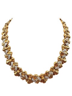 18K Yellow Gold Necklace with Square-Cut and Round Diamonds