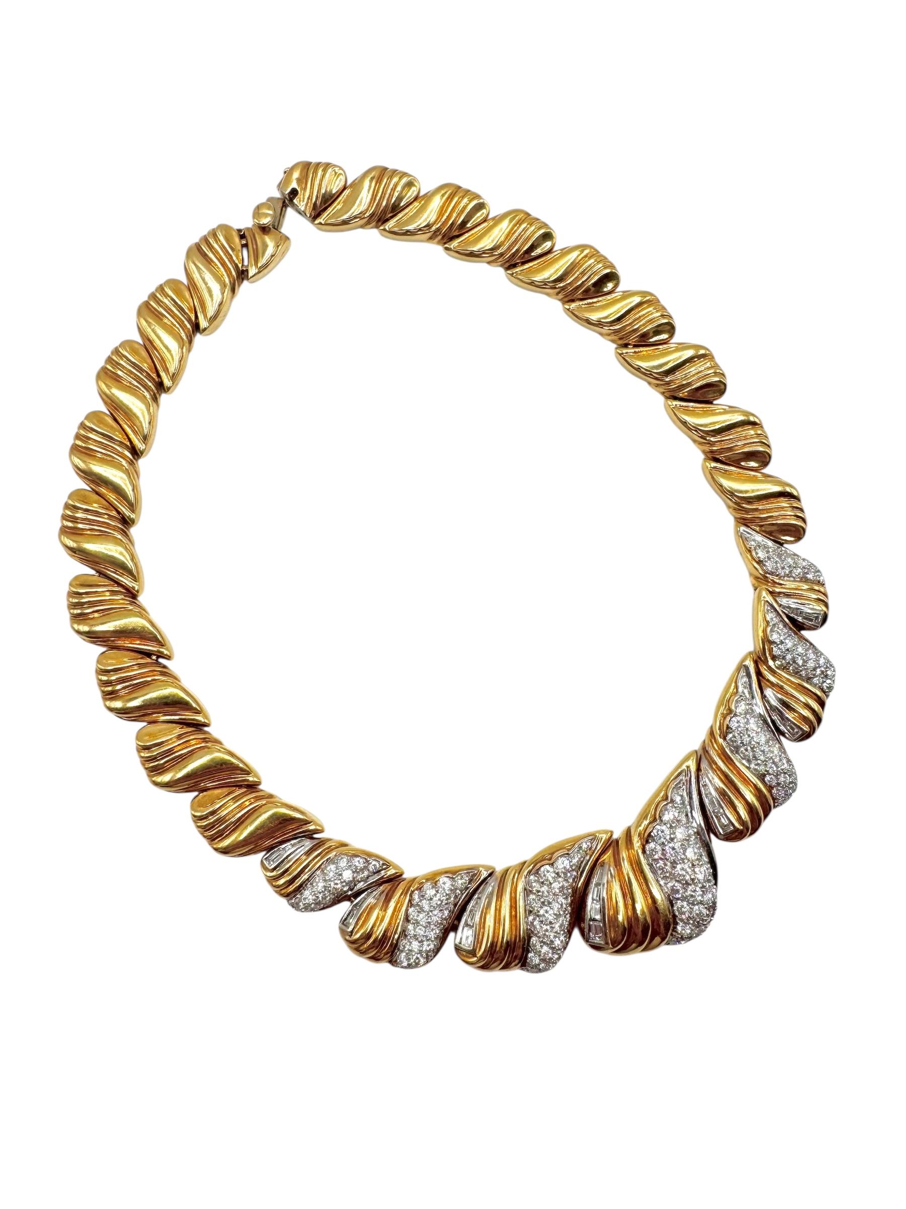 Collana con collare di diamanti in oro giallo 18K in vendita 1