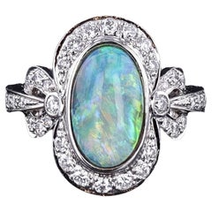 Semi-Schwarzer Opal und Diamantring aus 18 Karat Weißgold