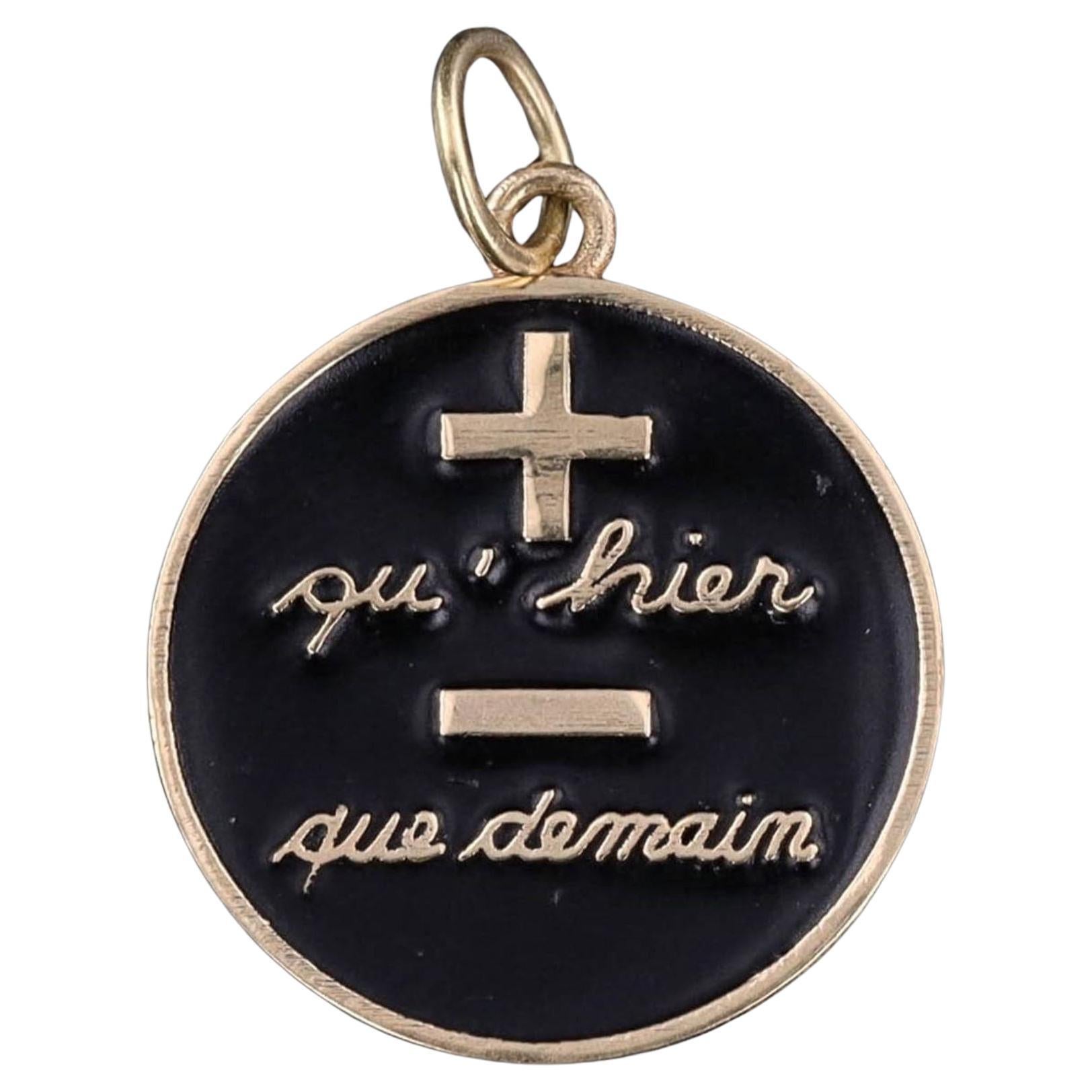 Ciondolo vintage Qu'hier Que Demain in oro 14k