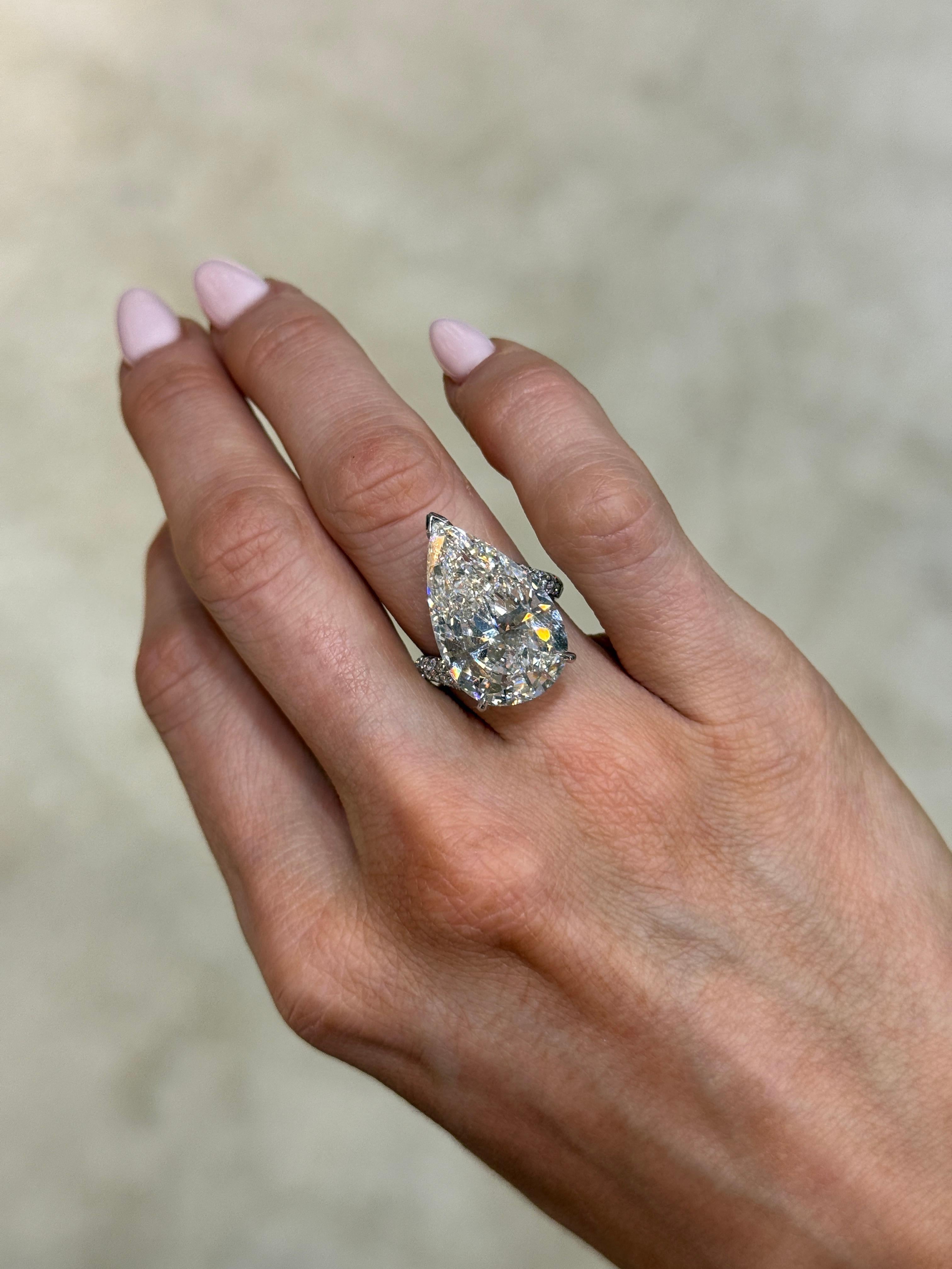 15,02 ct Anillo de compromiso de diamantes pera con certificado GIA en Nuevo estado para la venta en Victoria,, AU