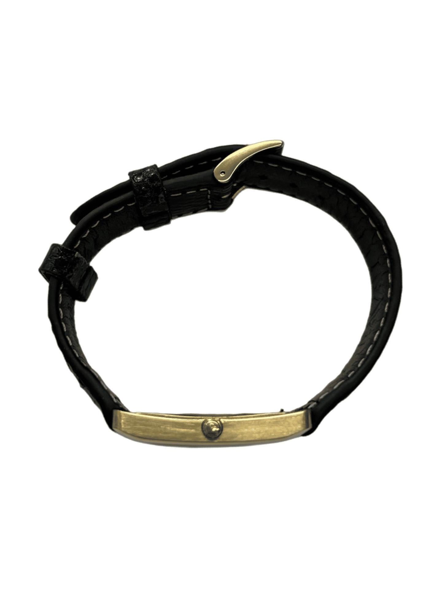 Tank en or jaune de Bucherer en vente 3
