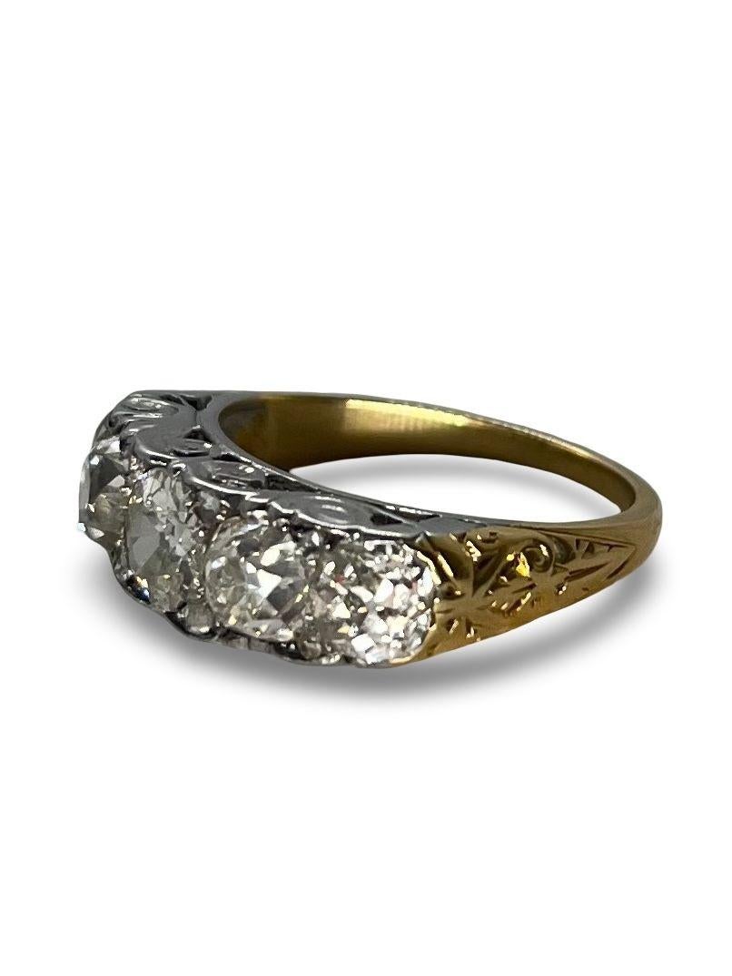 Art déco Bague vintage en or jaune et platine avec 2,20 ct de diamants en vente