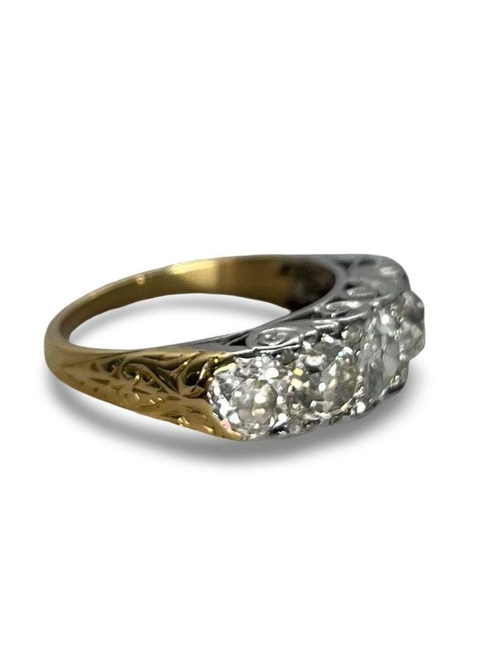 Bague vintage en or jaune et platine avec 2,20 ct de diamants Excellent état - En vente à PARIS, FR