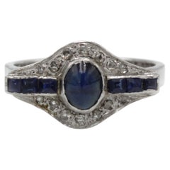 Art Deco 18K White Gold Sapphire cabochon and Diamond Ring