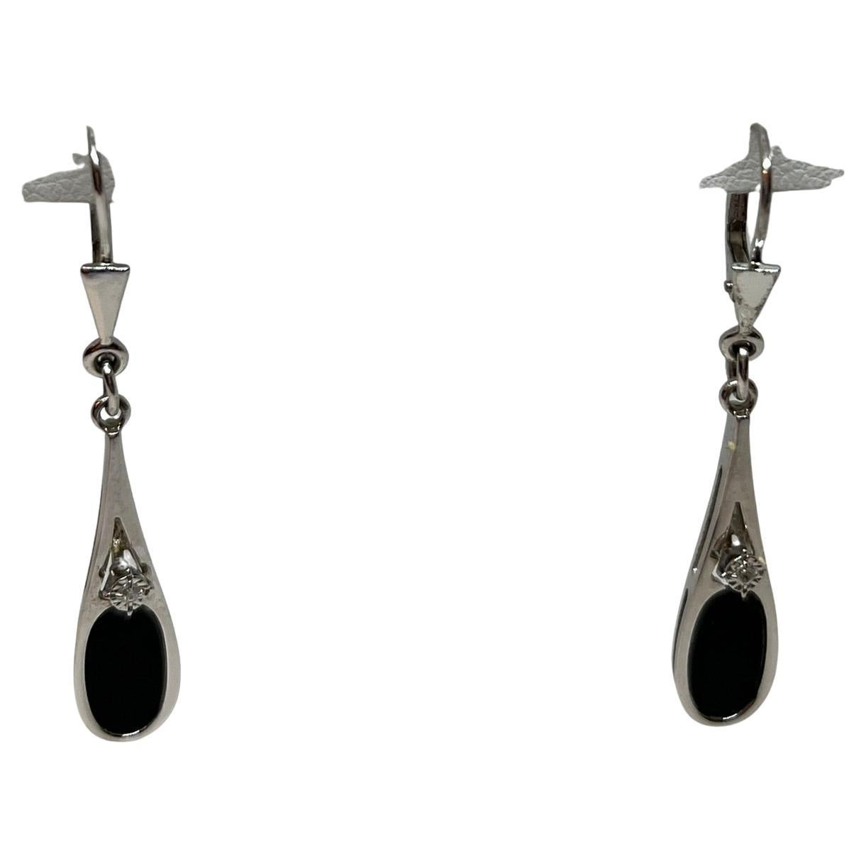 Pendientes vintage de oro blanco de 9 kt con onix y diamante en venta
