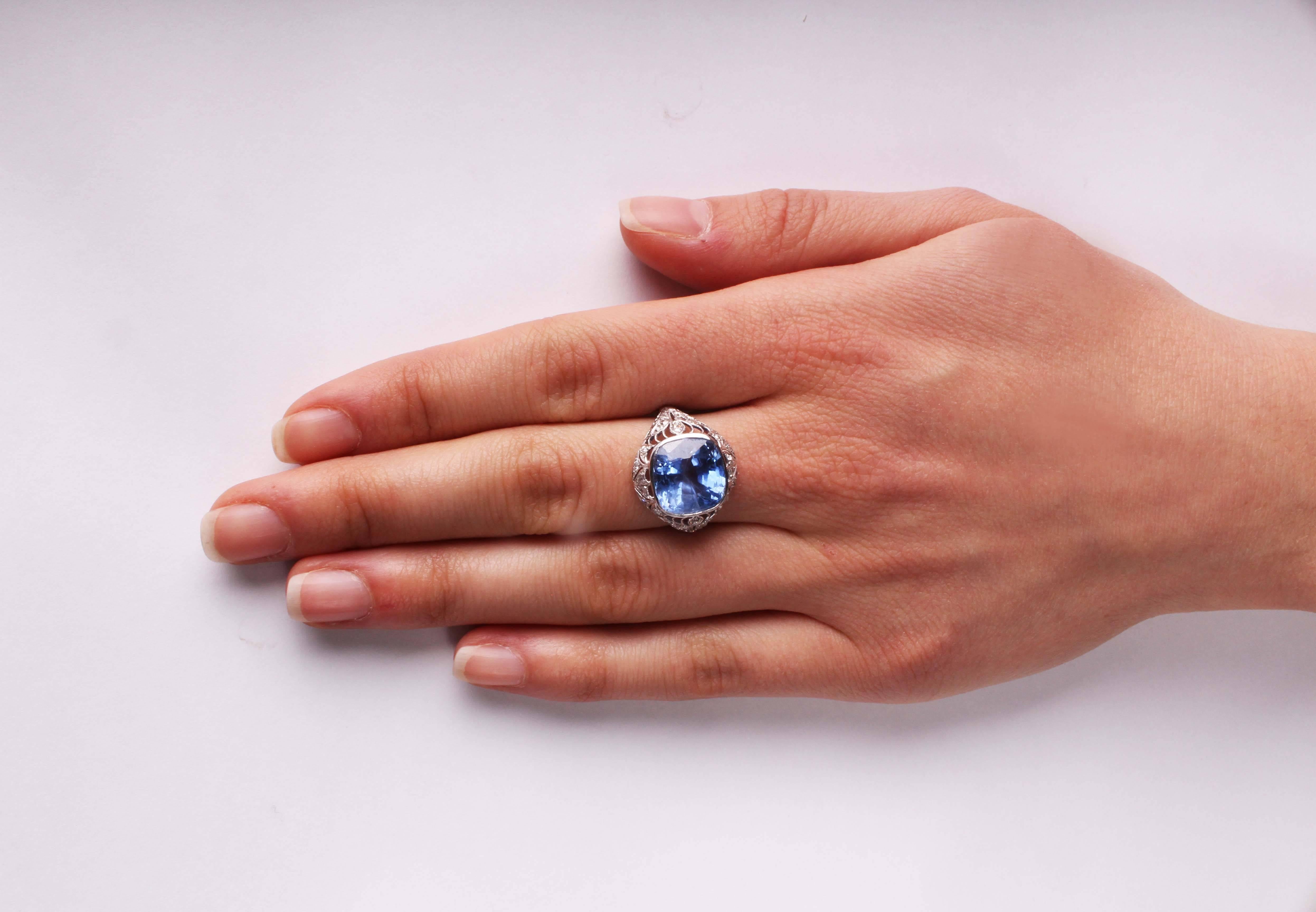 Sri Lanka Sapphire Diamond Platinum Ring  For Sale 1