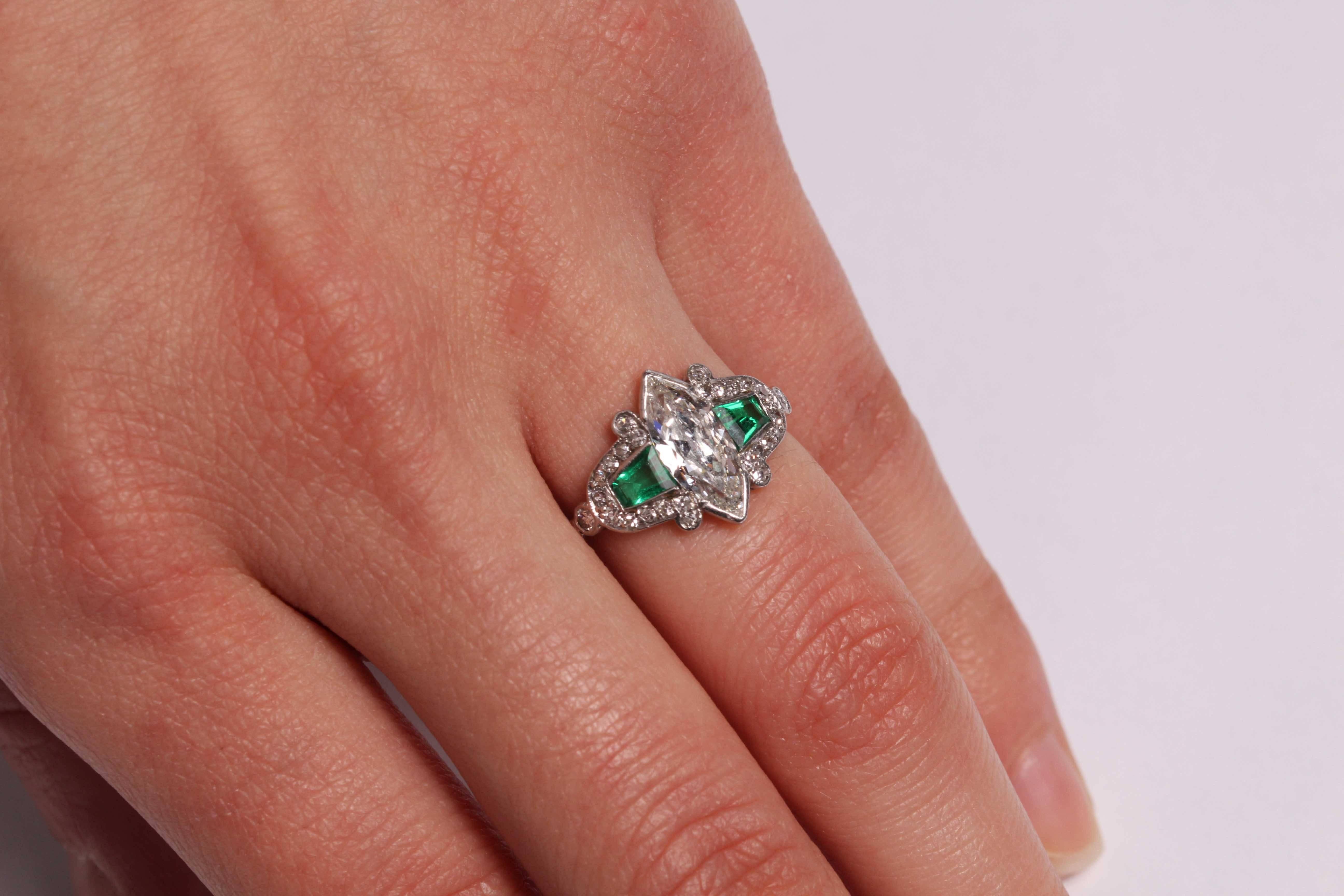 Edwardian Natural Emerald Marquise Diamond Platinum Ring For Sale 1