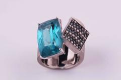 Apatite diamonds gold palladium ring